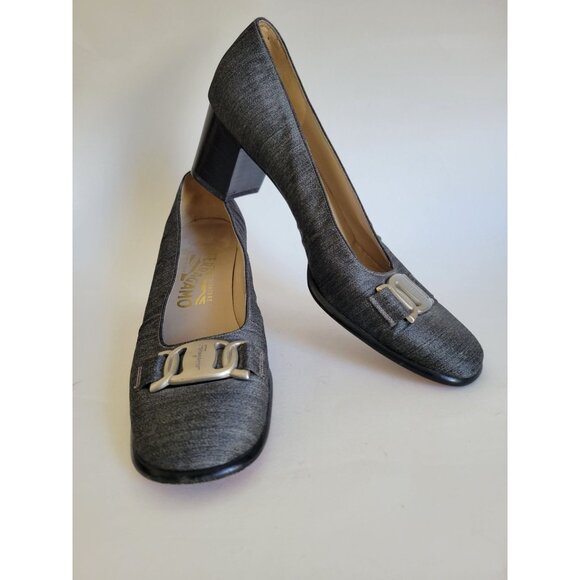 Salvatore Ferragamo Gray Capua pump Iconic Bow size 8 2A narrow Career leather - Picture 1 of 11